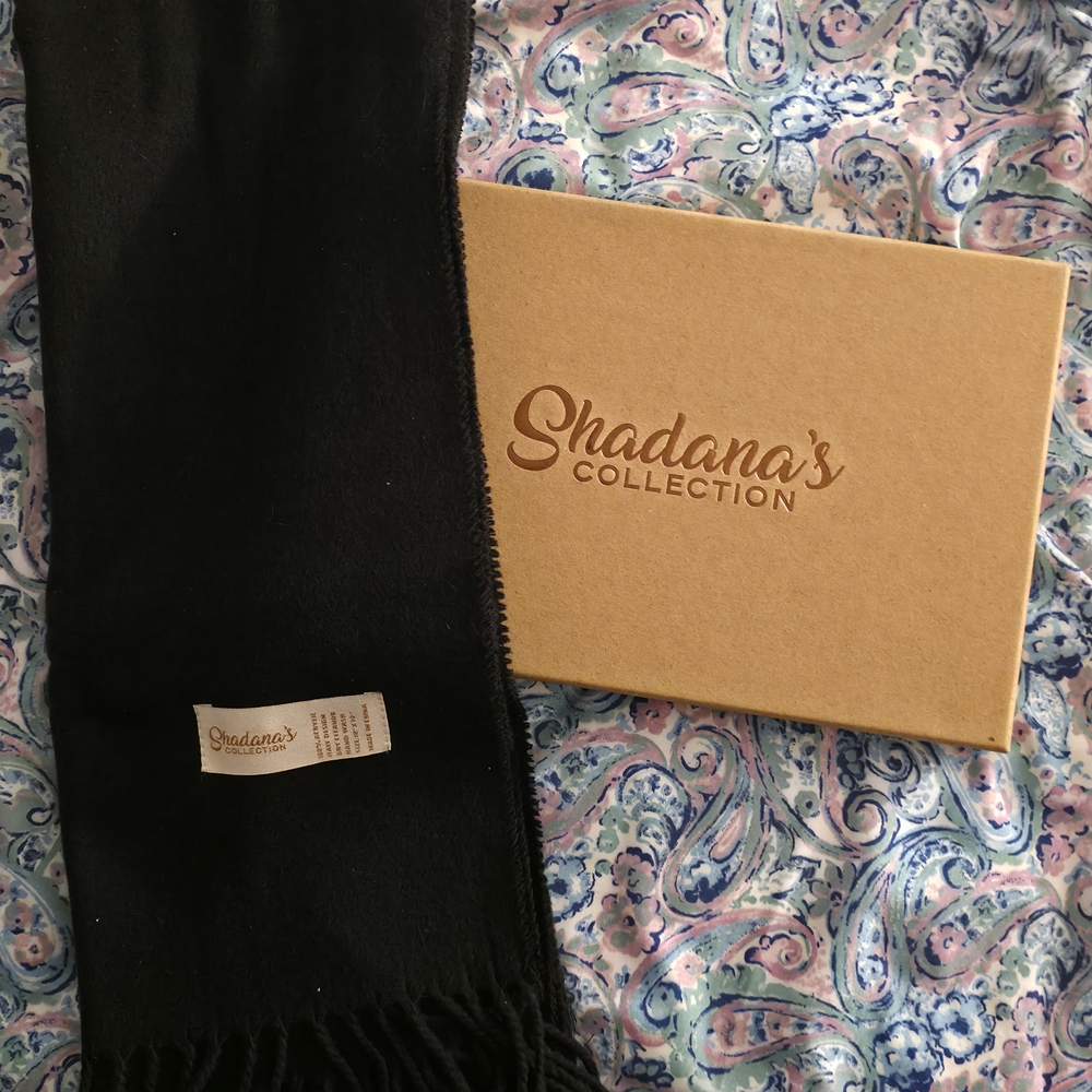 Black Scarf